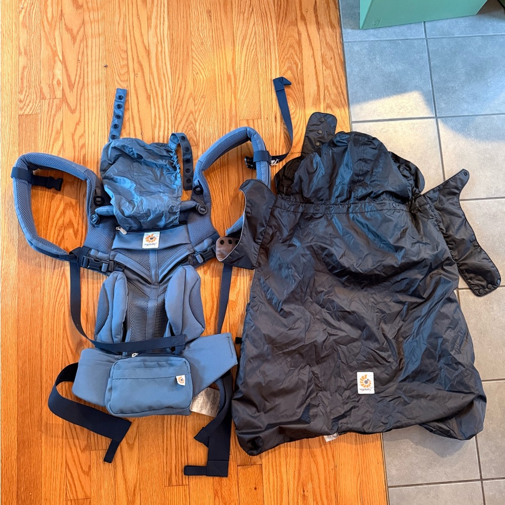 Blue Ergobaby Omni Carrier with Cover